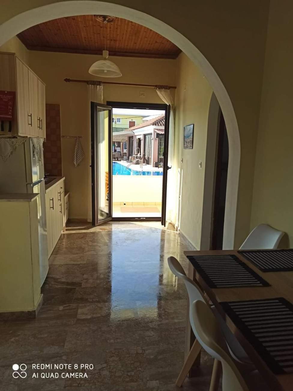 Amadeus Hawaii Apartments & Studios Sidari  Ruang foto