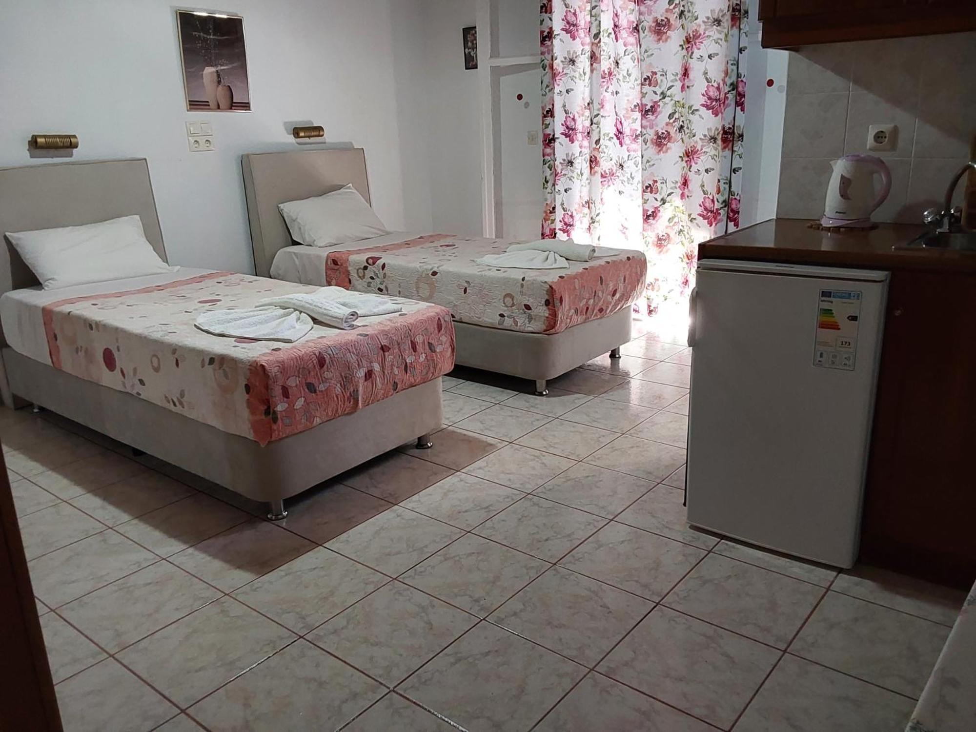 Amadeus Hawaii Apartments & Studios Sidari  Ruang foto